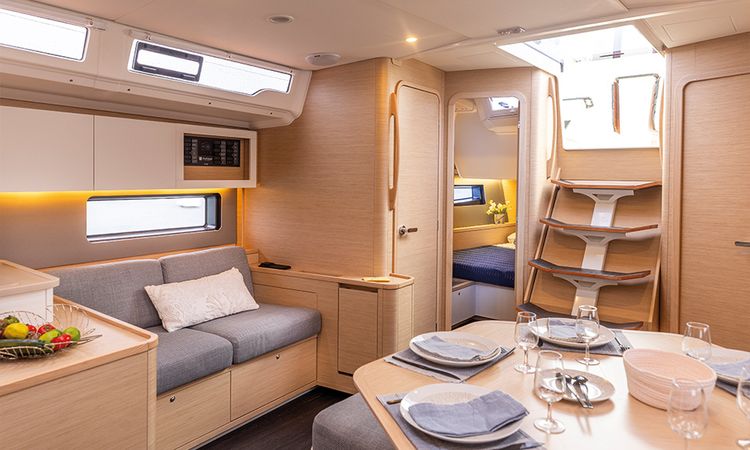 Dufour 44 | Sunsail 25
