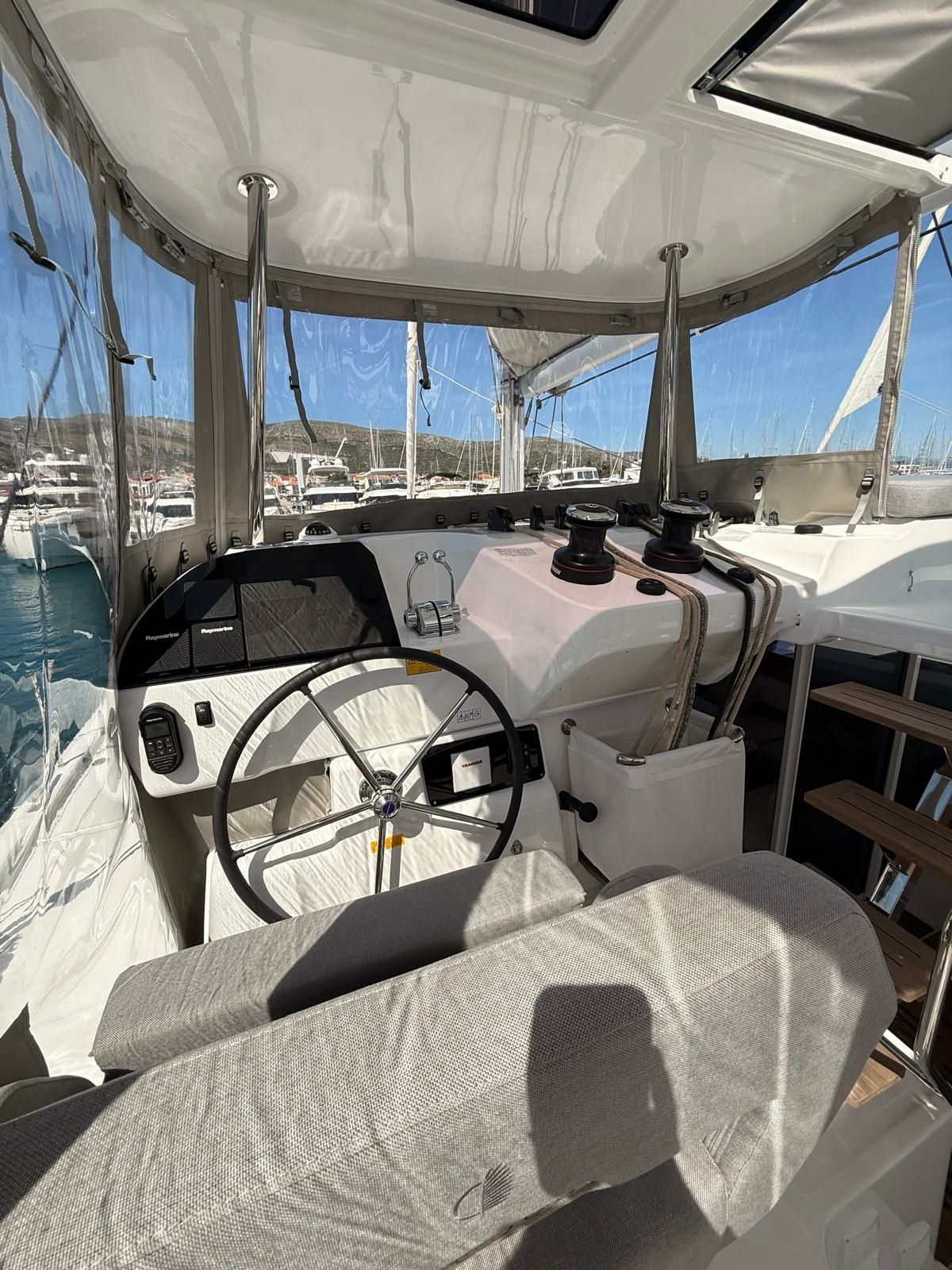 Lagoon 43 | Happiness