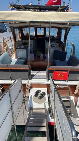 Custom Built 39 | Alison Island