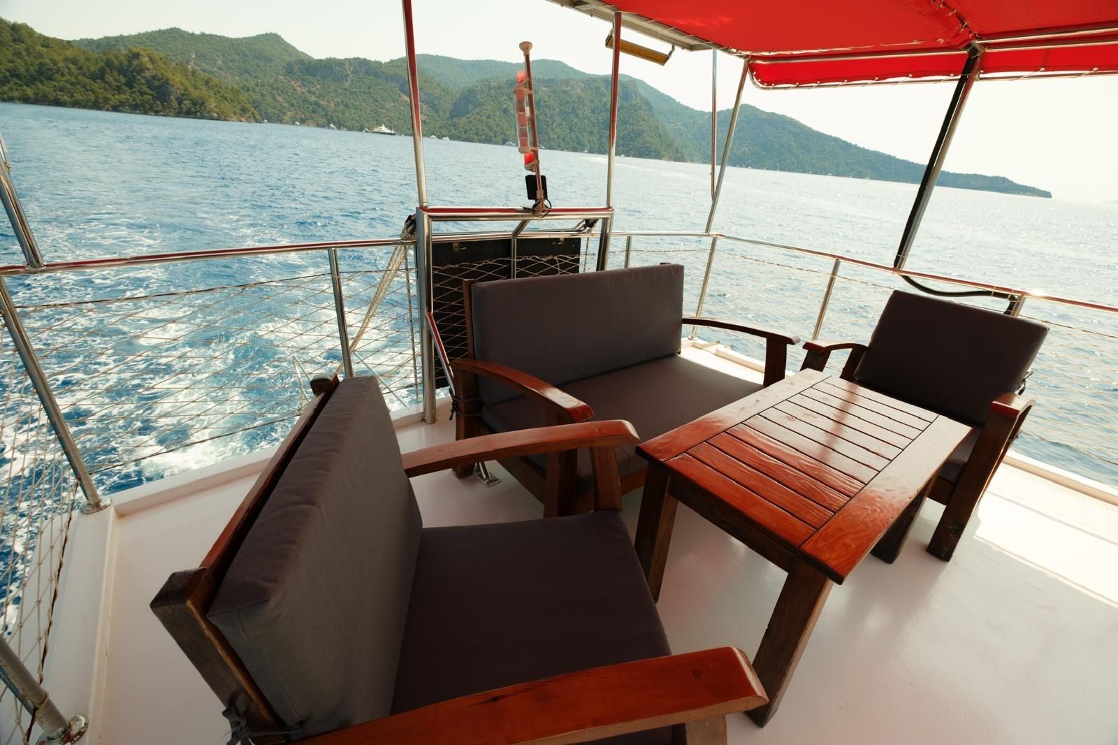 Custom Built 42 | Mr Dolphin