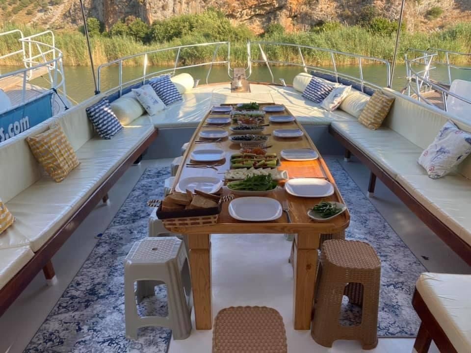 Custom Built 49 | Poseidon