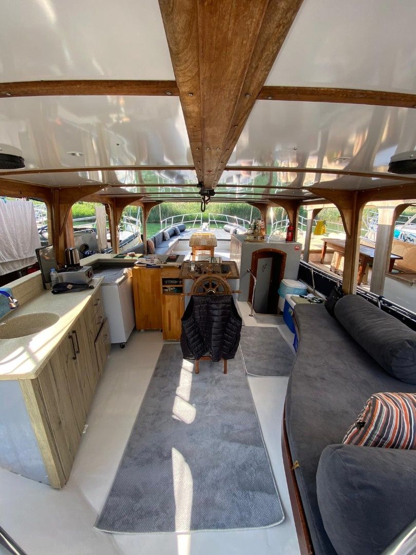 Custom Built 49 | Poseidon