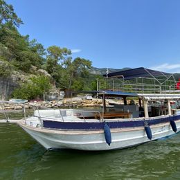 Custom Built 49 | Poseidon