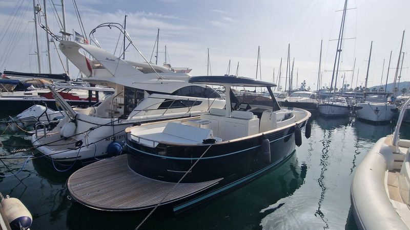 Apreamare 10 | Tom Pouce