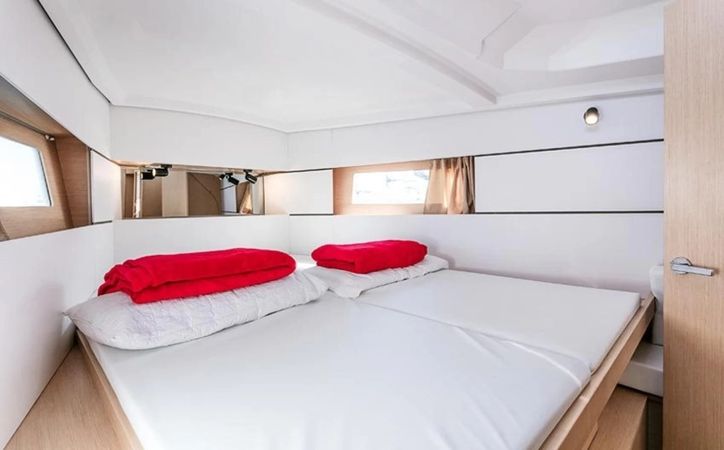 Beneteau Oceanis 38 | Epicteto