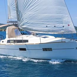 Beneteau Oceanis 38 | Epicteto