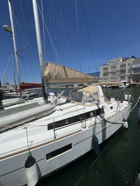 Beneteau Oceanis 38 | Epicteto