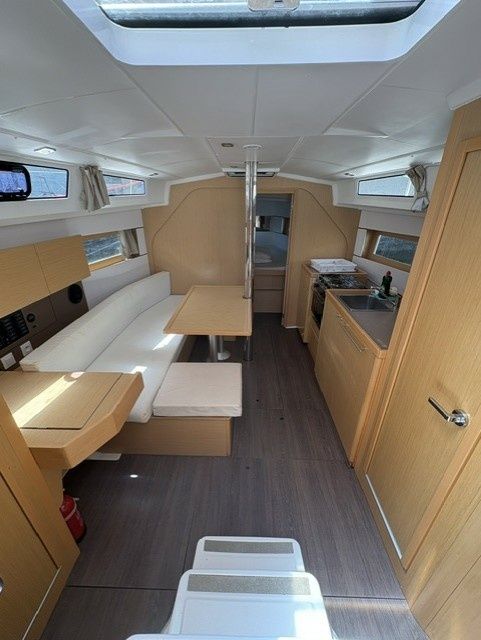 Beneteau Oceanis 38 | Epicteto