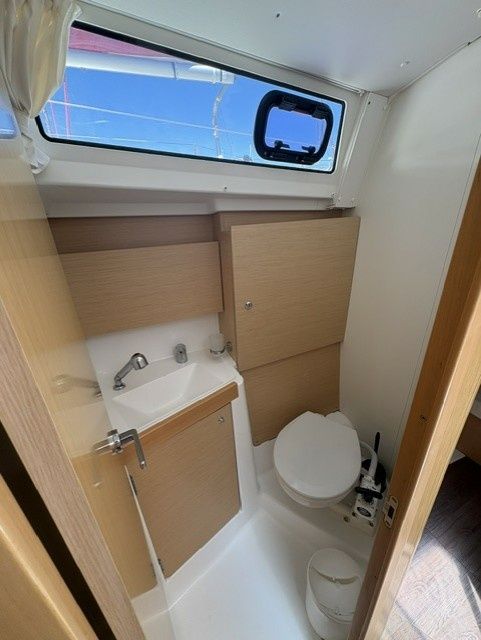 Beneteau Oceanis 38 | Epicteto
