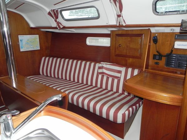 Beneteau Oceanis 311 | Seacav