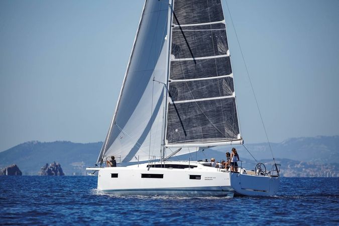 Jeanneau Sun Odyssey 410 | 4Sail