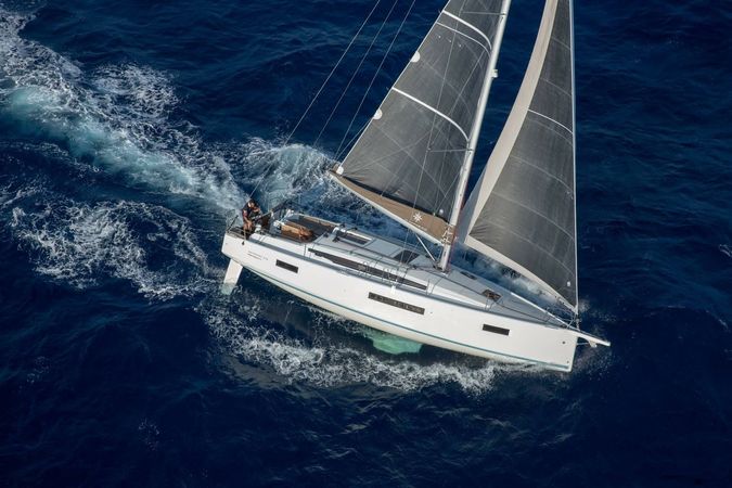 Jeanneau Sun Odyssey 410 | 4Sail