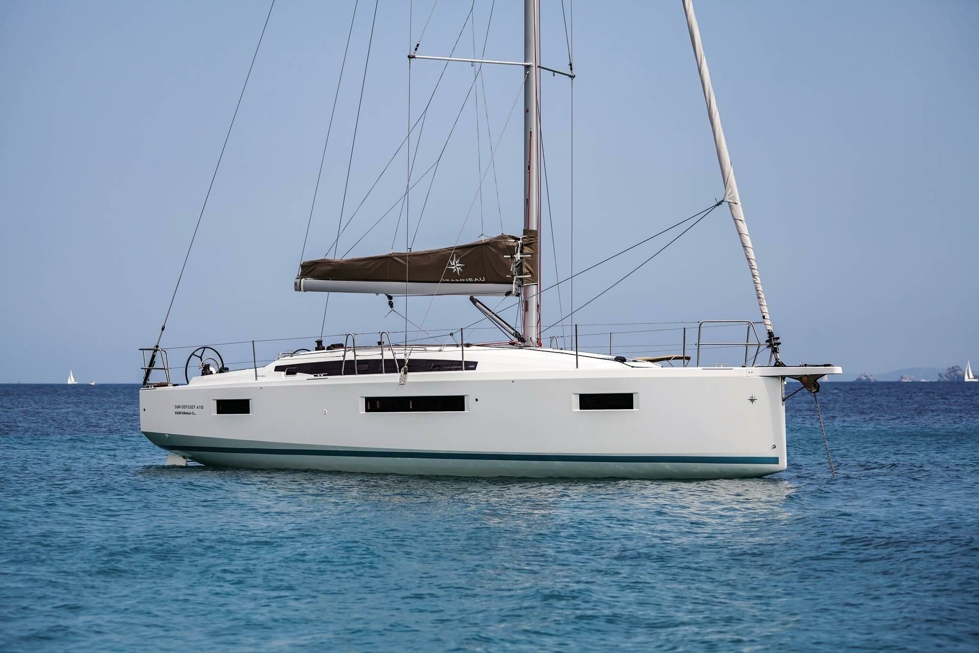 Jeanneau Sun Odyssey 410 | 4Sail