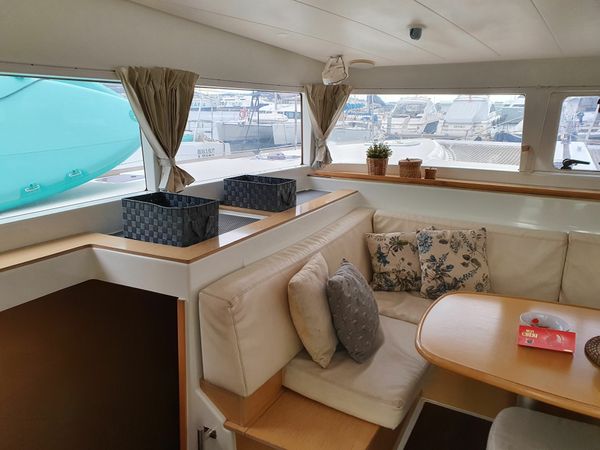 Lagoon 400 | Ocean Blue