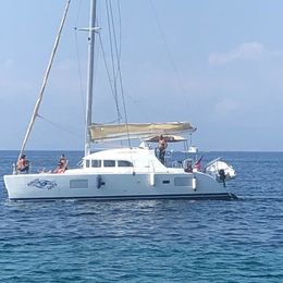 Lagoon 380 S2 | Nauti Lady