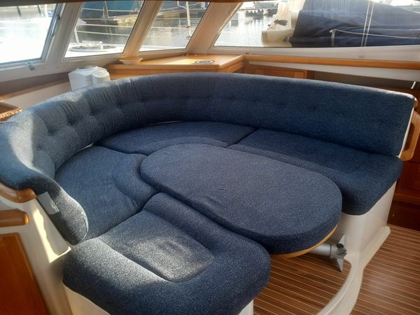 Broadblue 385 | Magnificat