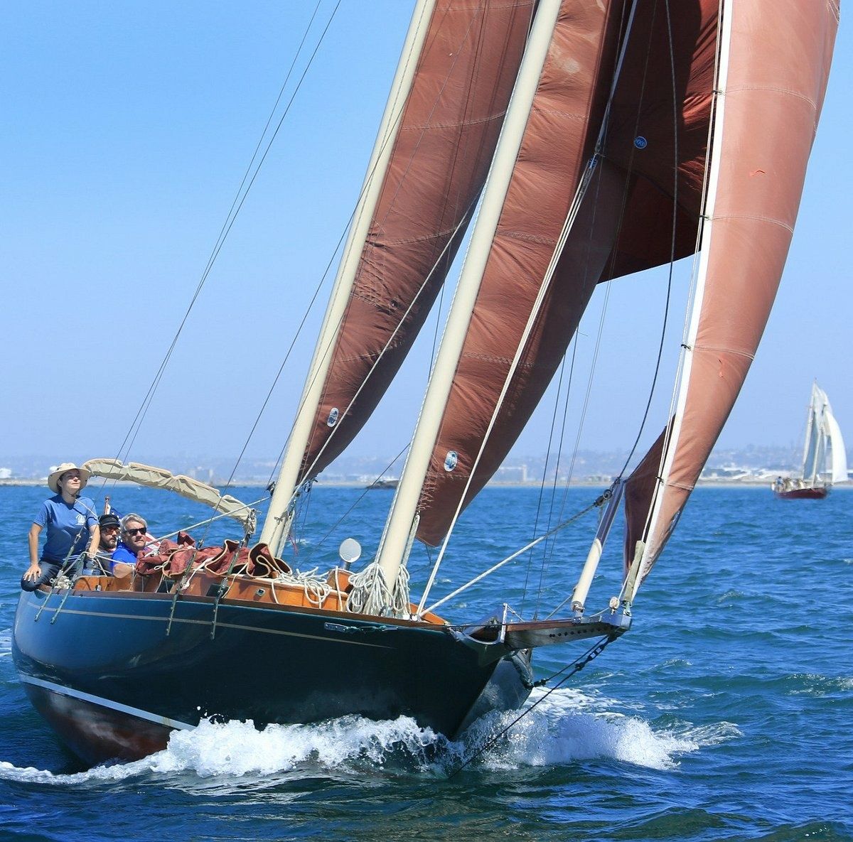 Custom Built 36 | Lively