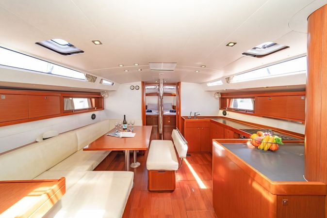 Beneteau Oceanis 48 | Vanitosa