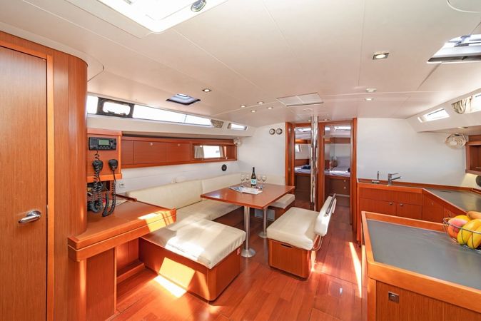 Beneteau Oceanis 48 | Vanitosa