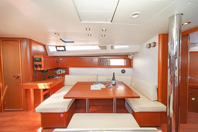 Beneteau Oceanis 48 | Vanitosa