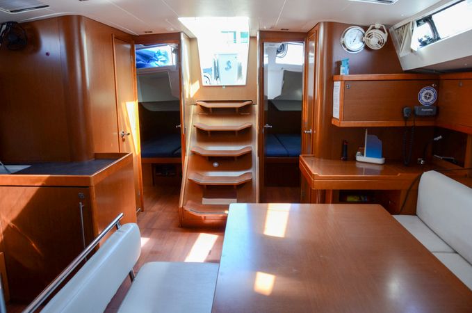 Beneteau Oceanis 48 | Vanitosa
