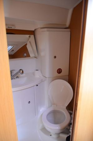 Jeanneau Sun Odyssey 42 | Malandrina