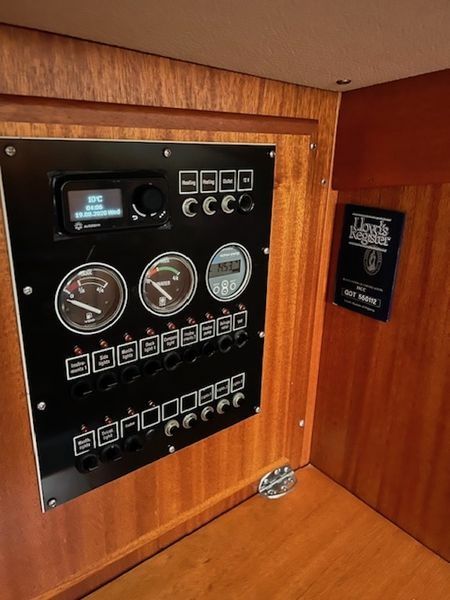 Hallberg Rassy 34 | Rassy