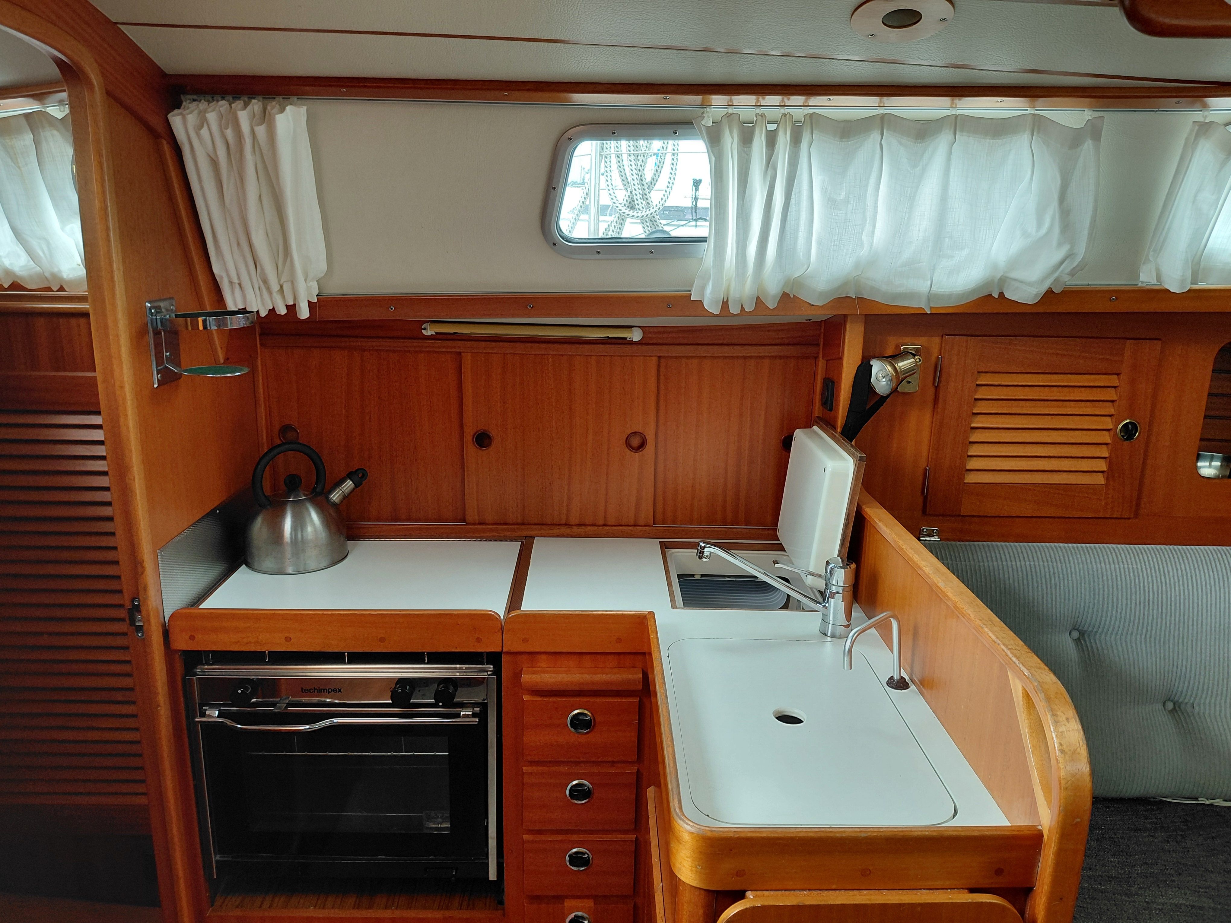 Hallberg Rassy 34 | Rassy