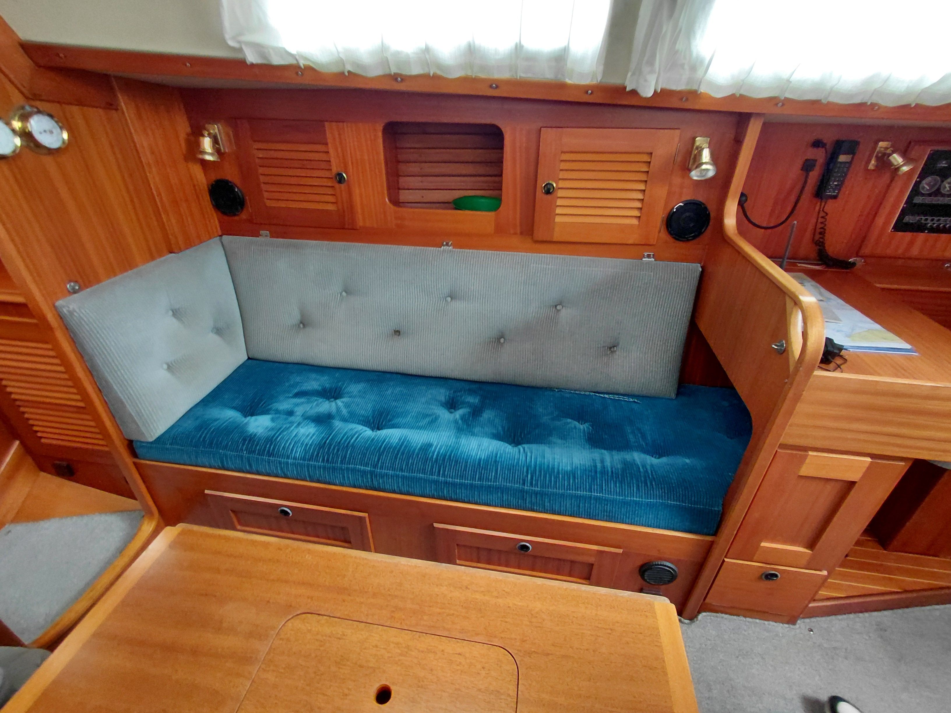 Hallberg Rassy 34 | Rassy