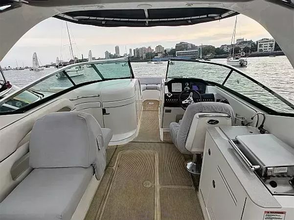 Sea Ray 300 | Godiva