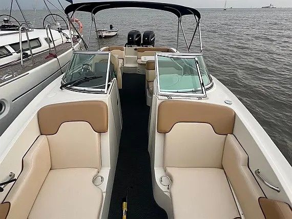Sea Ray 290 | New Yorker