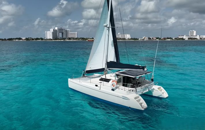Fountaine Pajot Tobago 35 | Lady Esther