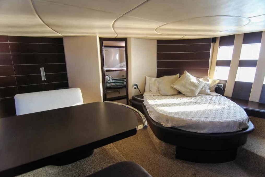 Azimut 68S | Miami Beach