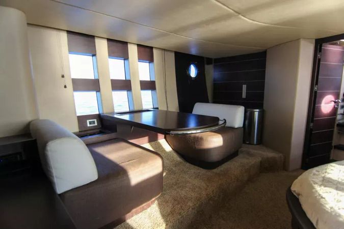 Azimut 68S | Miami Beach