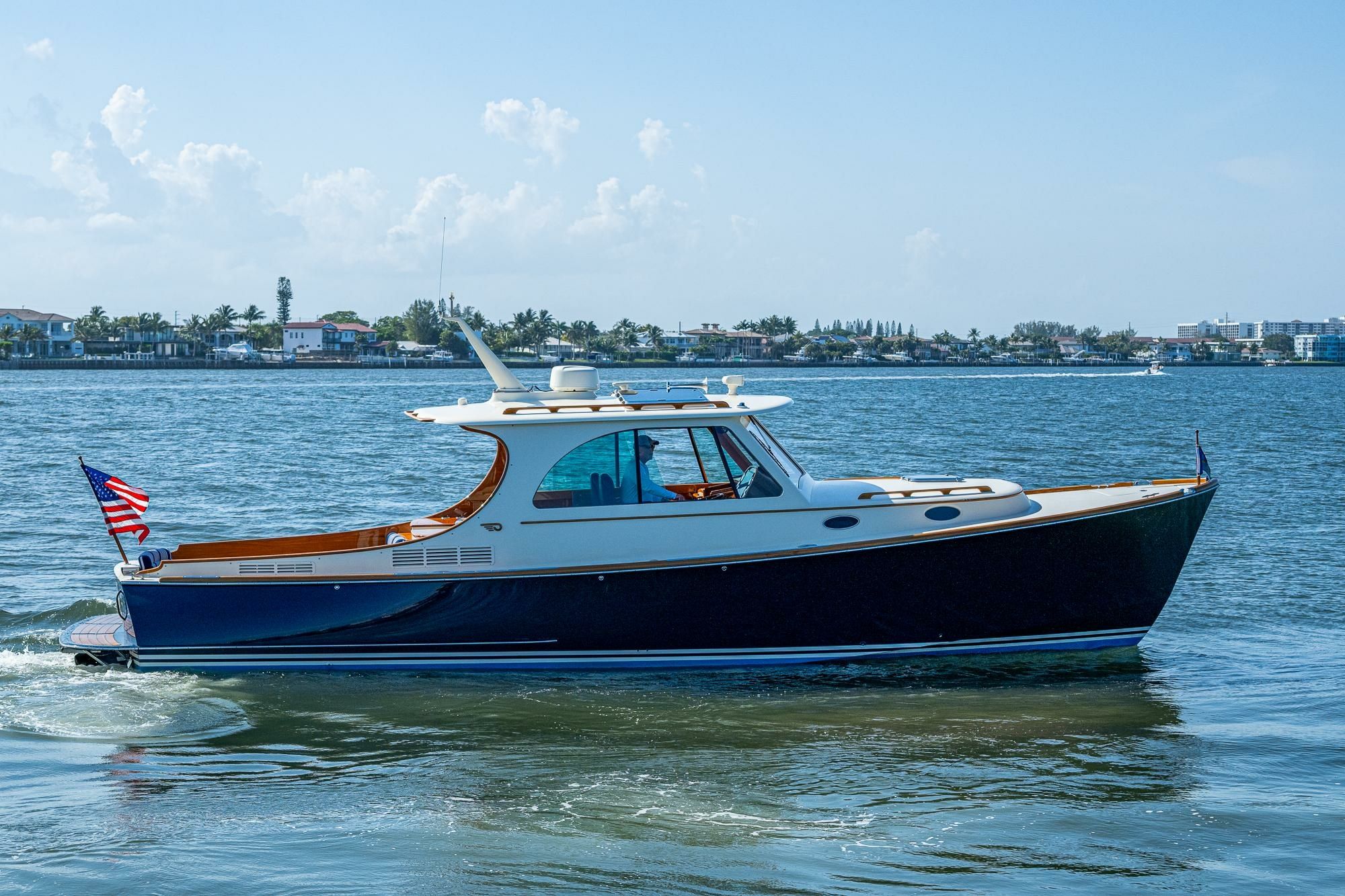 Hinckley Ketch 37 | Gracious