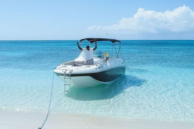 Hurricane boats Sundeck 260 | Believe