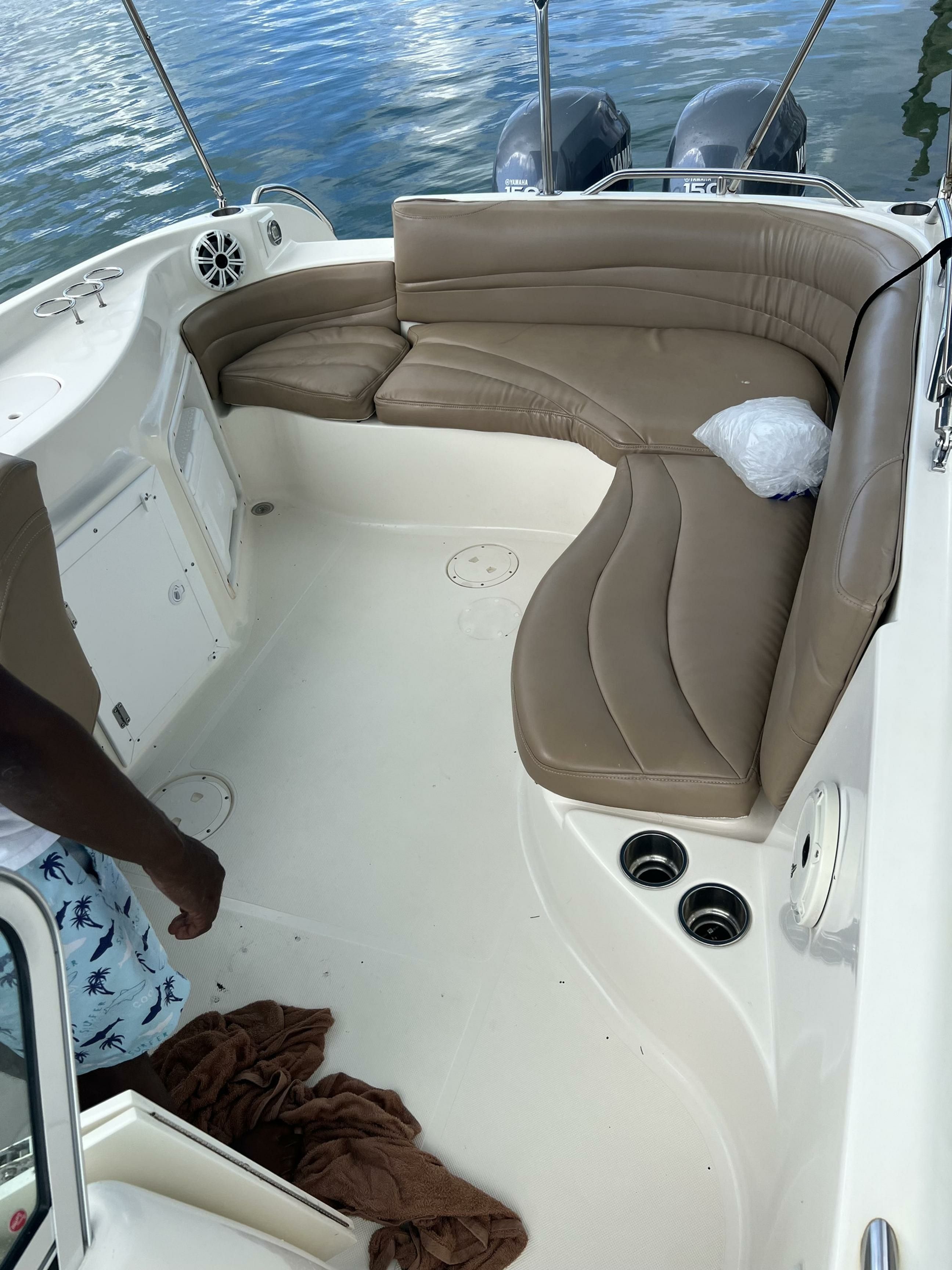 Hurricane boats 24 | Good Days