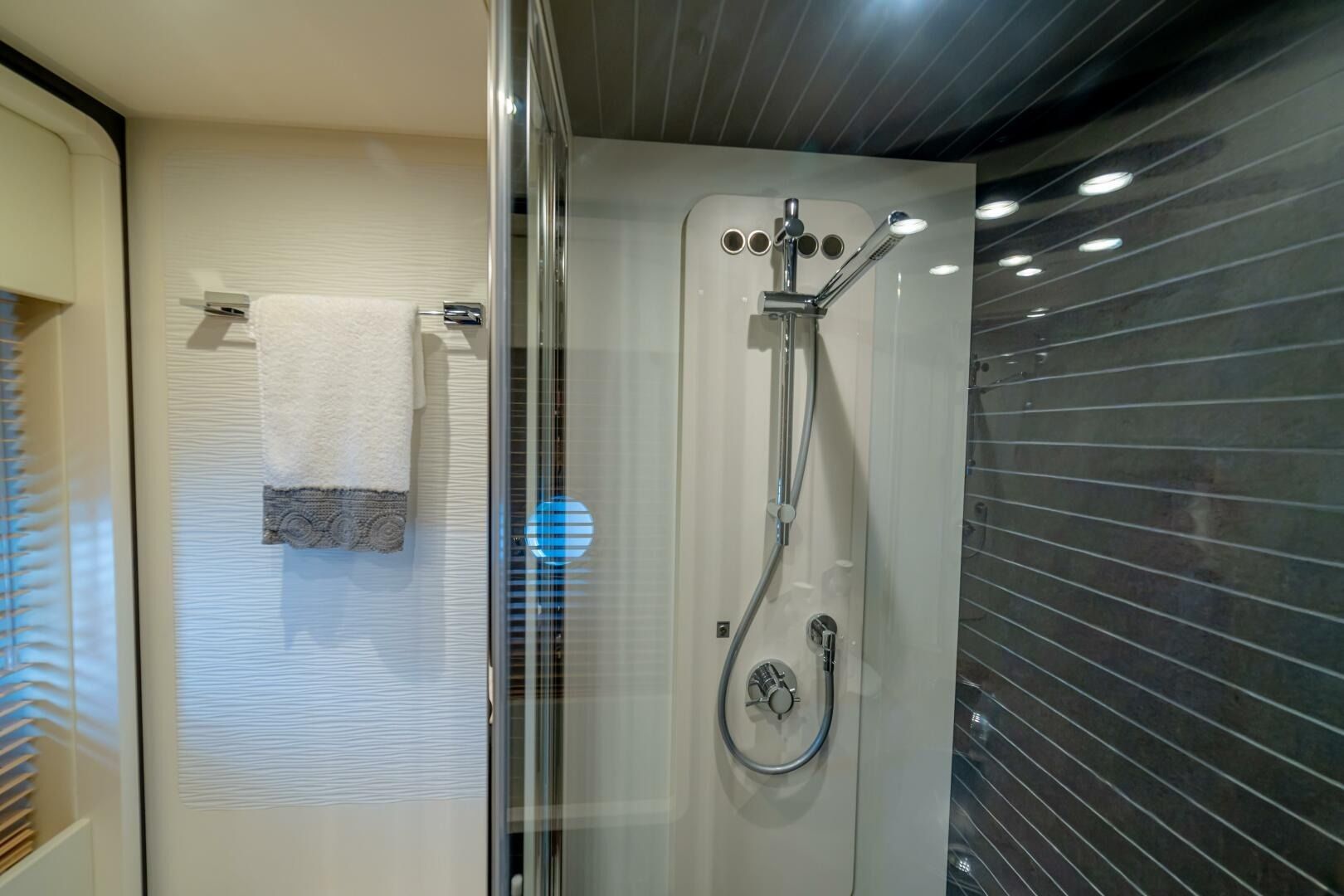 Azimut 76 | Carpe Diem