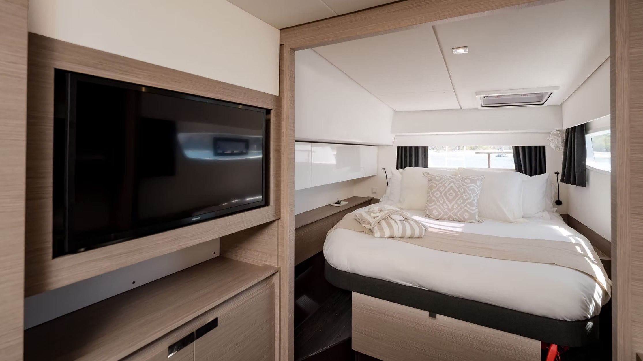 Fountaine Pajot Elba 45 | Euphoria