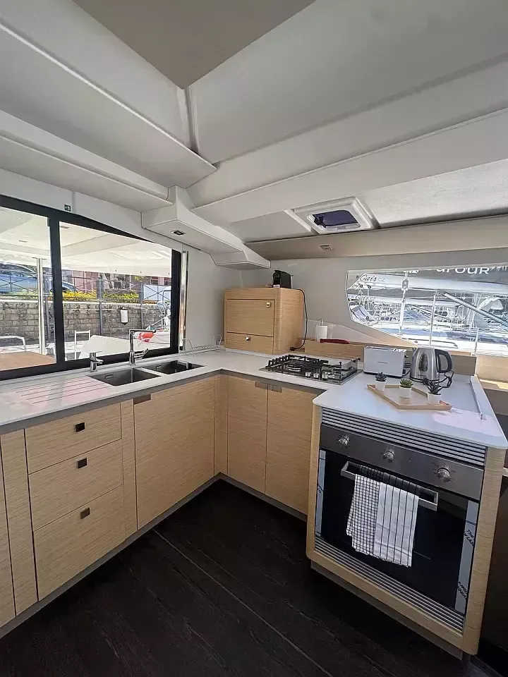 Fountaine Pajot Tanna 47 | Amia