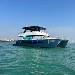 Custom Built 50 | Crociera