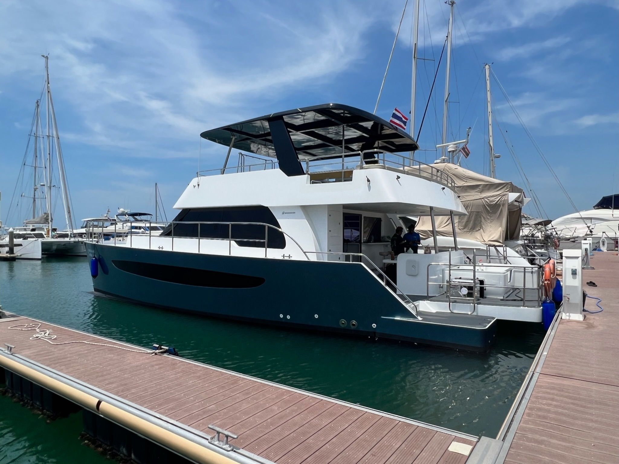 Custom Built 50 | Crociera