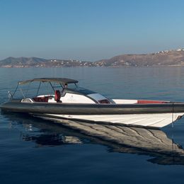 Technohull Omega 41 | Nisos 2