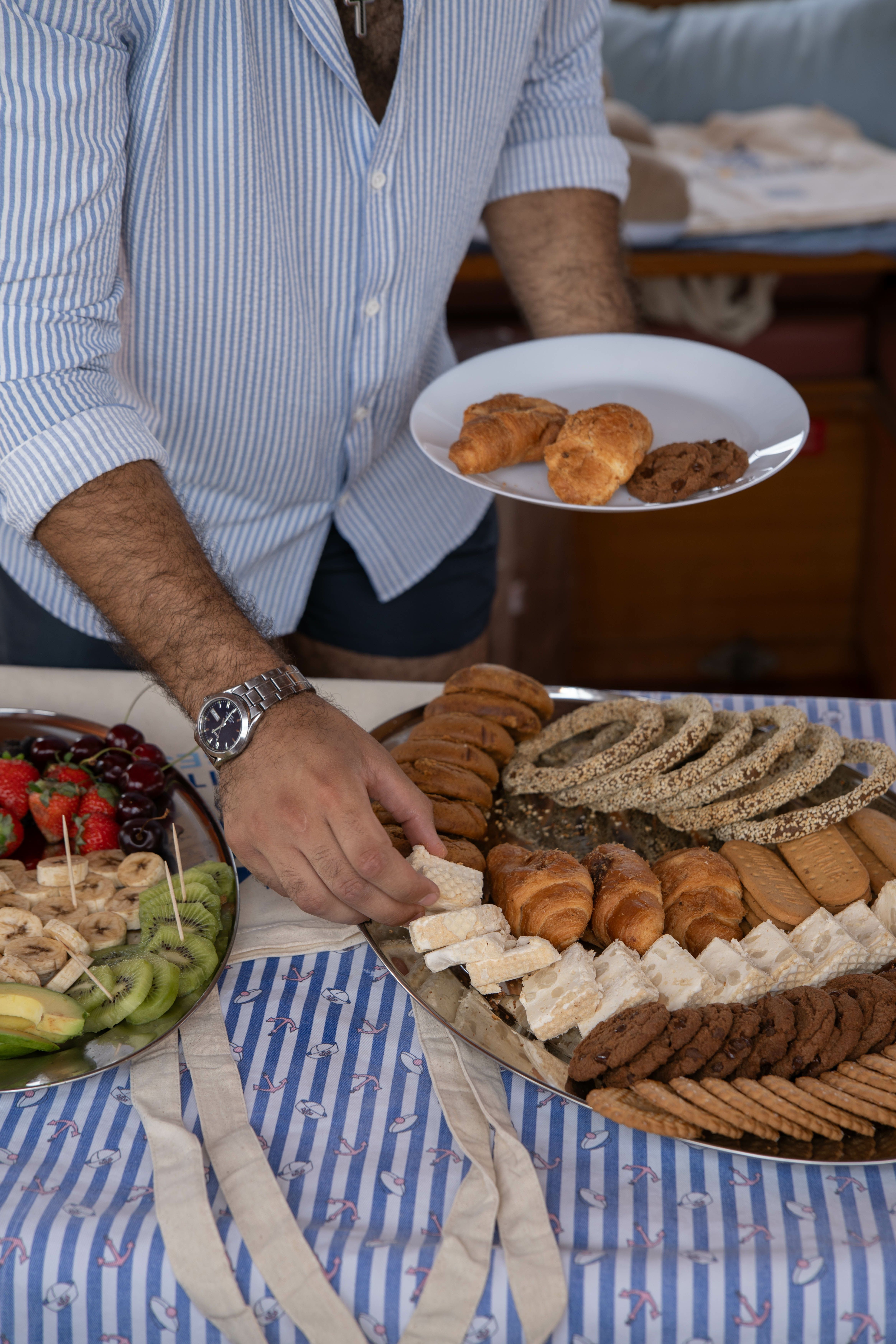 Custom Built 62 | Athenian Cruiser