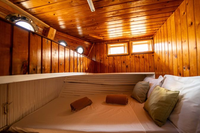 Custom Built 62 | Athenian Cruiser