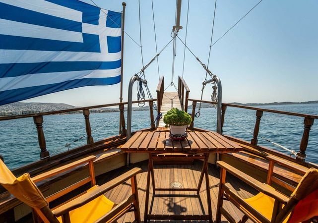 Custom Built 62 | Athenian Cruiser