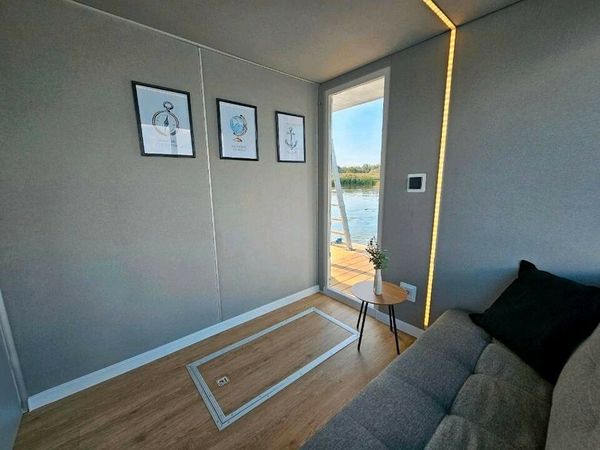 Custom Built 42 | DeichStube