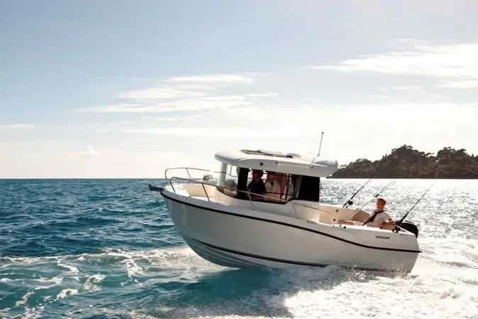 Quicksilver 605 | Nina