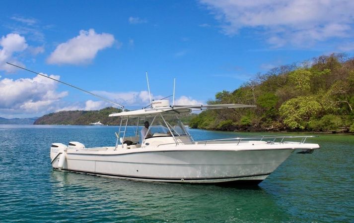 Pursuit 32 | Game On