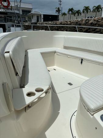 Pursuit 32 | Game On